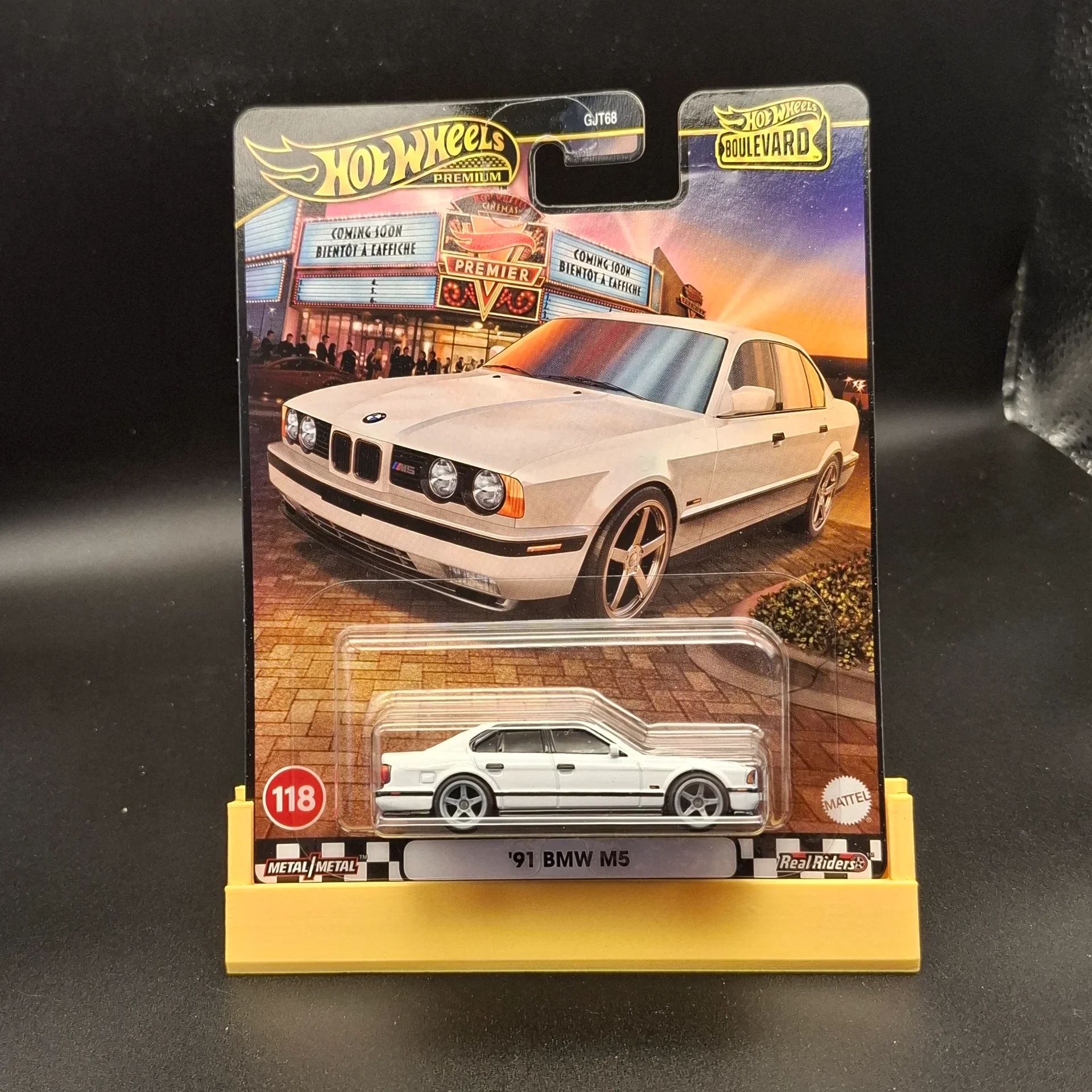 Hot Wheels Premium Boulevard 
