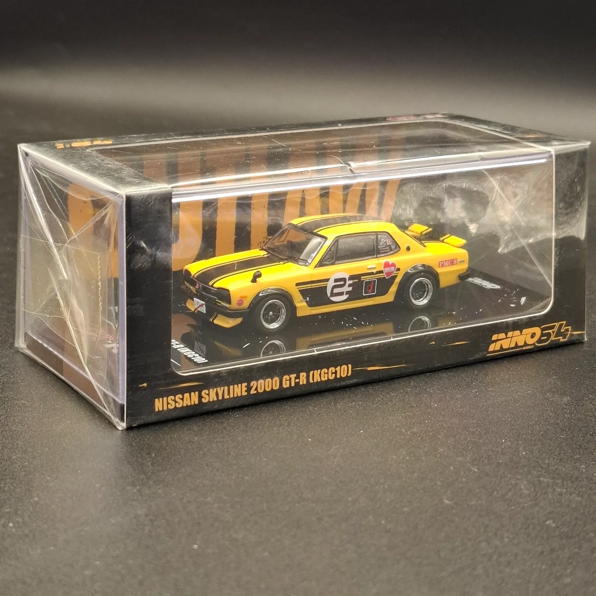 Inno Models INNO64 Nissan Skyline 2000 GT-R 